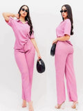 Conjunto crepe con cuello V y manga corta y pantalon rosa