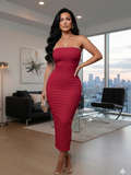 Vestido straple liso de satin rojo