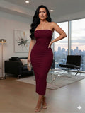 Vestido straple liso de satin rojo
