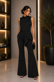 Conjunto de blusa con caida de satin y pantalon de campana negro