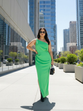 Vestido de tirante cruzado con abertura frontal verde