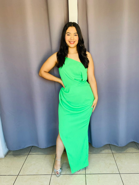 Vestido de tirante cruzado con abertura frontal verde