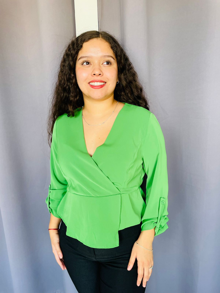 Blusa con elastico en cintura verde bandera