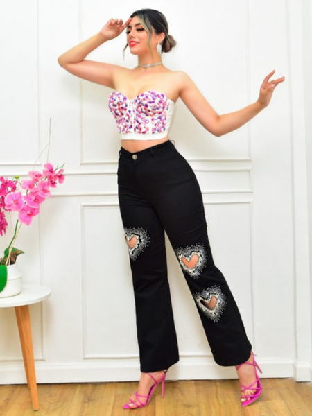 Pantalon negro con detalles plata de corazon negro