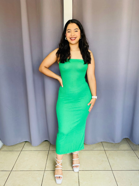 Vestido Straplee liso tela rib verde