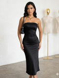 Vestido de satin con escote en espalda liso color negro