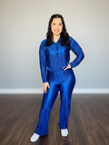 Conjunto de satin de blusa con botones y pantalon azul