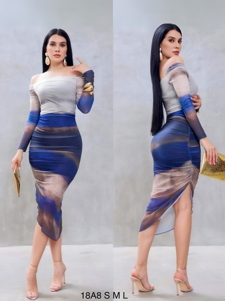 Vestido con estampado marmoleado de manga larga azul