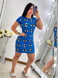 Vestido corto con estampado de ojos azul turquesa