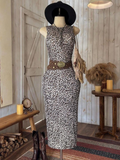 Vestido animal print largo ajustado, sin mangas