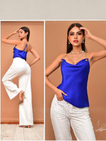 Blusa de satin con cadena de tirantes Azul rey