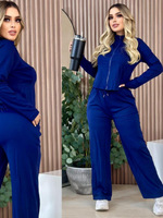 Conjunto deportivo de sudadera y pantalonera azul marino