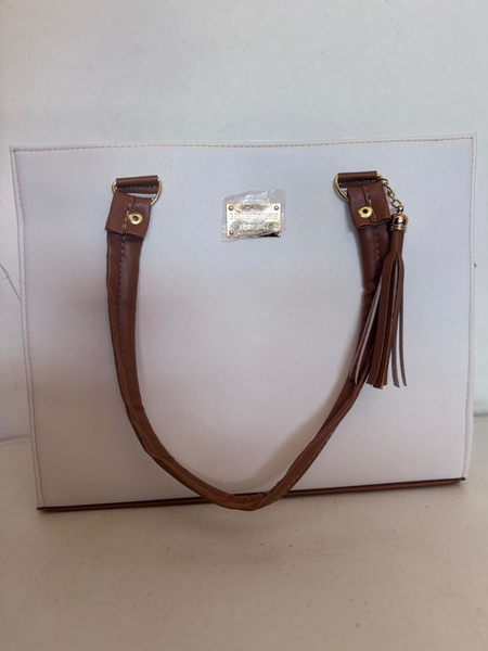 Bolsa Blanca con café grande