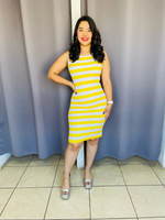 Vestido con estampado de rayas amarillo