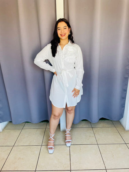 Vestido con estampado de flor 3D de manga larga corto blanco