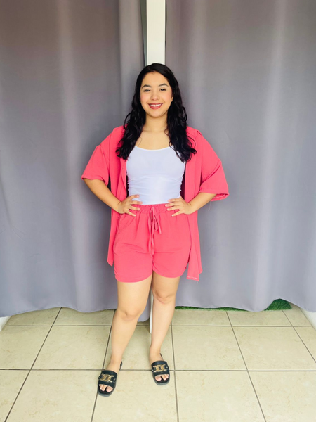 Conjunto de blusa, camisa y short rosa mauve