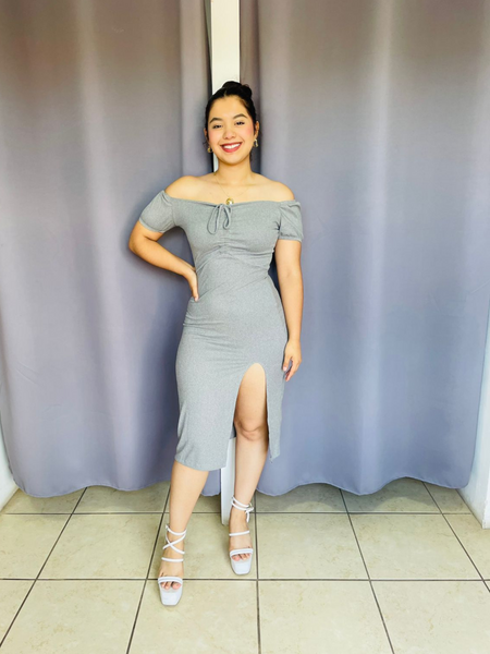 Vestido campesino con abertura en pierna tela rib gris