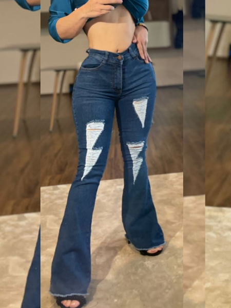 Pantalon de mezclilla de campana rasgado azul medio
