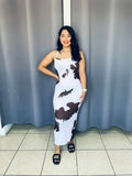 Vestido con estampado de vaca con tirantes café