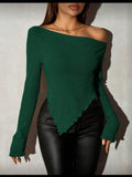 Blusa verde tipo tejida a los hombros con pico en V al frente